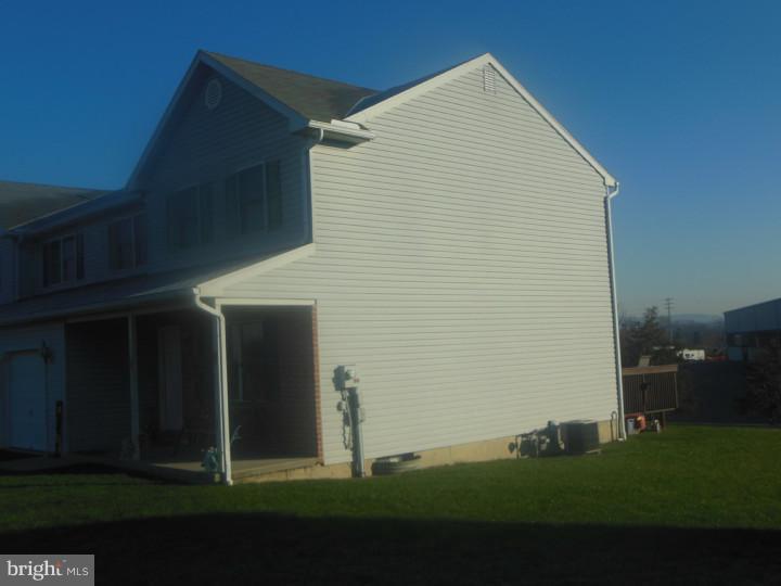 403 Frederick Street Reading, PA 19607 - Photo 2 of 17 Gallery Image 2