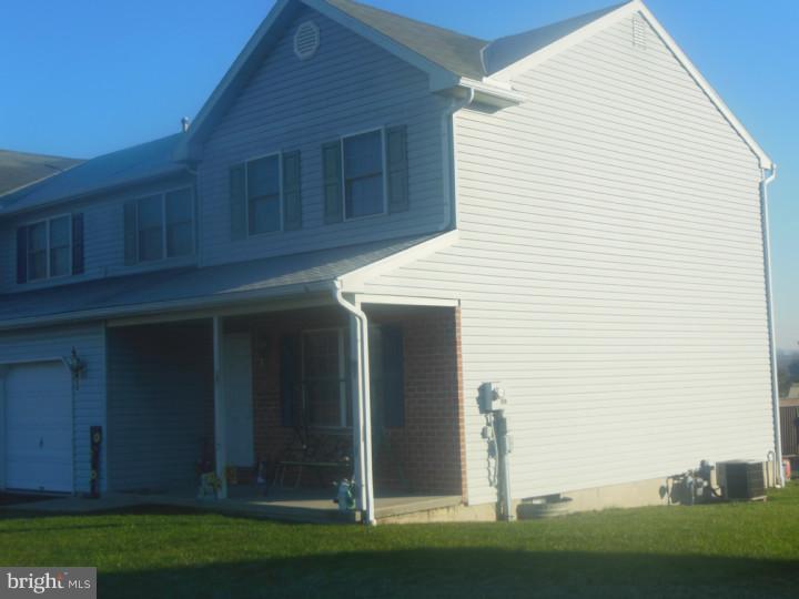 403 Frederick Street Reading, PA 19607 - Photo 3 of 17 Gallery Image 3