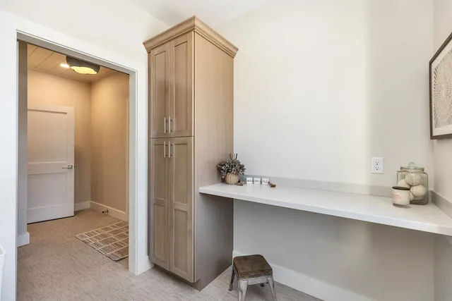 $1,595,000 | 14 Overlook Circle, Auburn, NH 03032