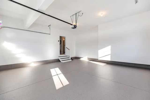 $1,595,000 | 14 Overlook Circle, Auburn, NH 03032