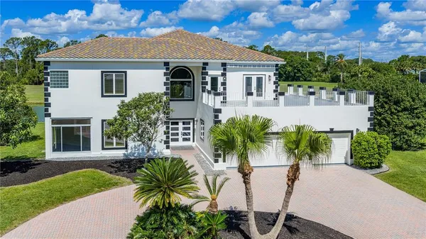 $949,900 | 57 Bay Pointe Drive, Ormond Beach, FL 32174