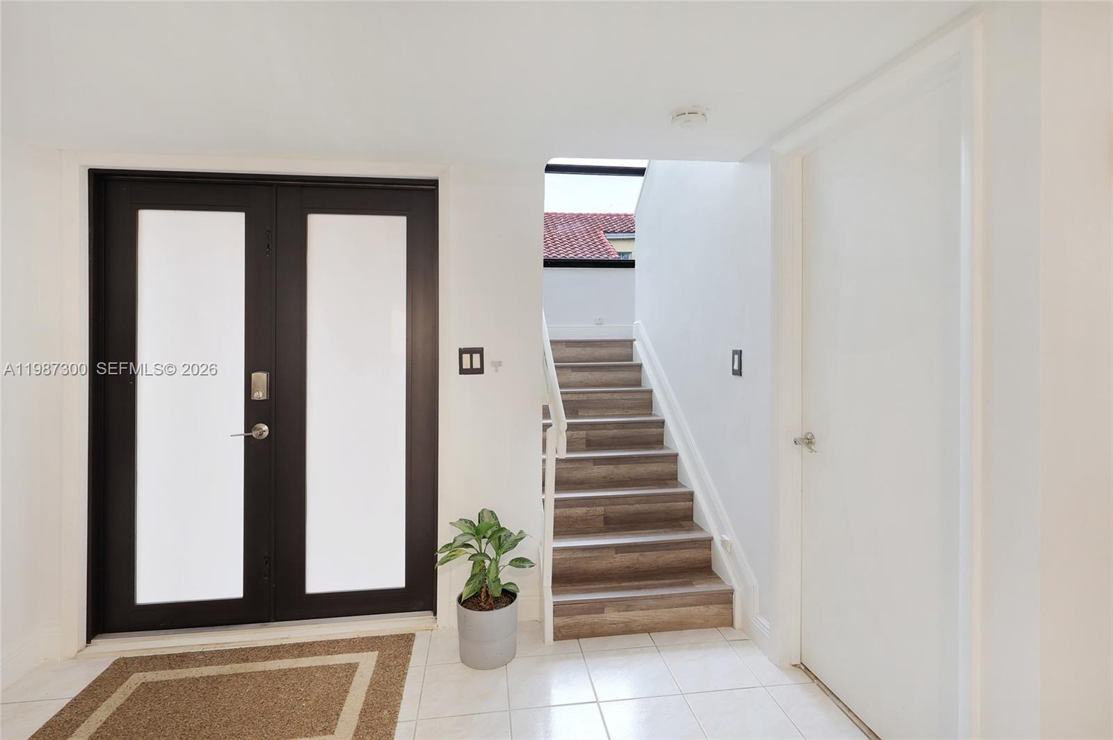 12682 Northwest 7th Way Miami, FL 33182 - Photo 5 of 27