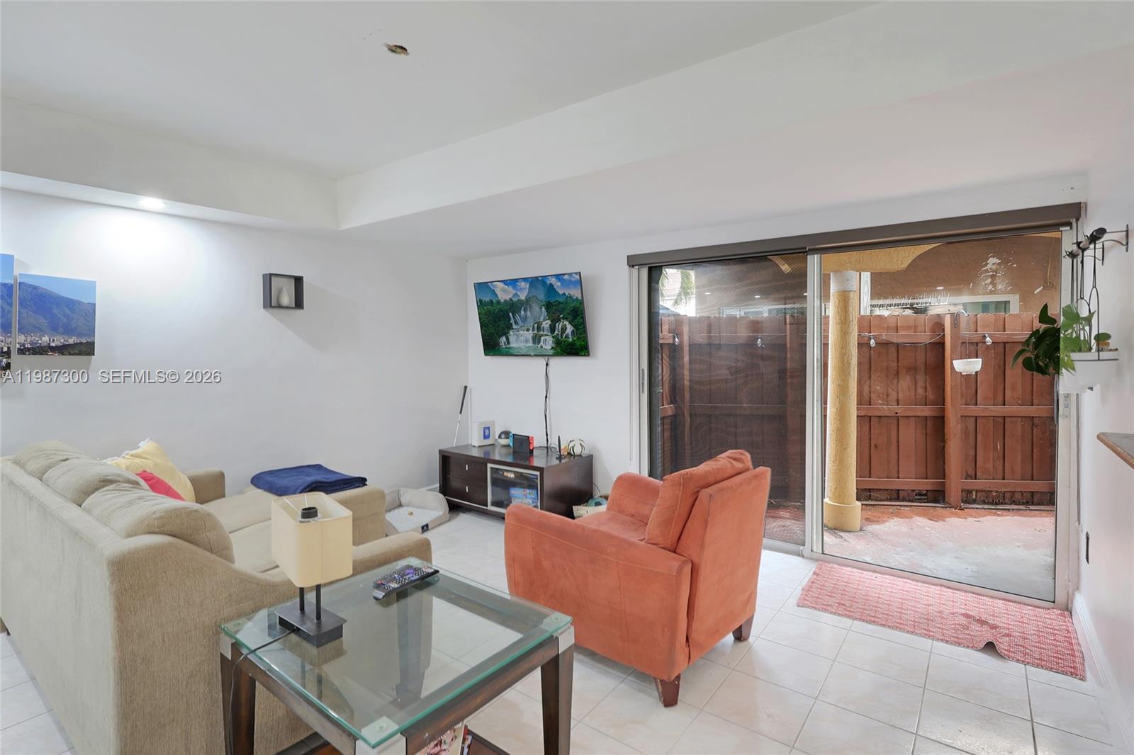 12682 Northwest 7th Way Miami, FL 33182 - Photo 8 of 27