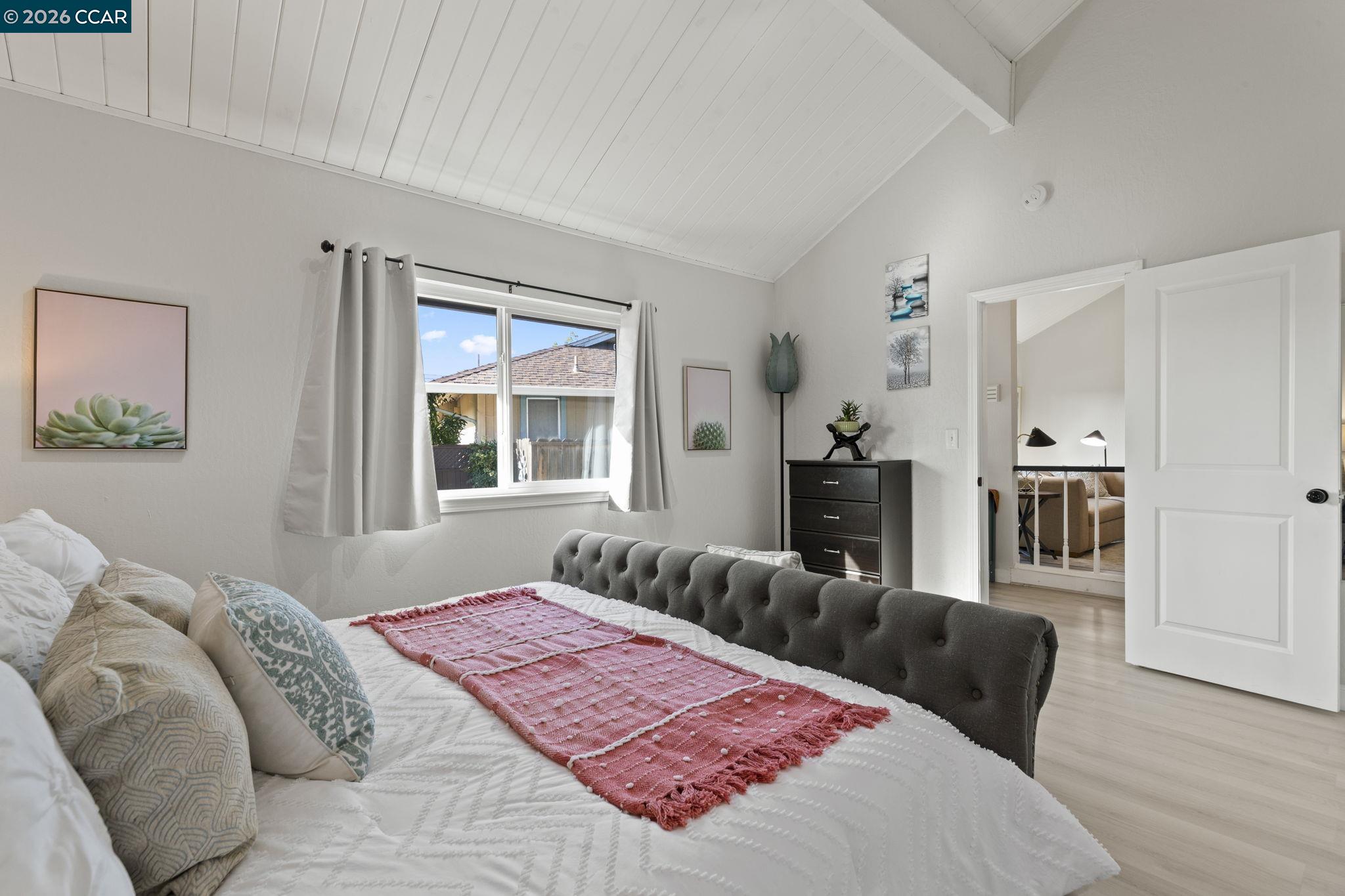 5537 Pamplona Court Concord, CA 94521 - Photo 22 of 59