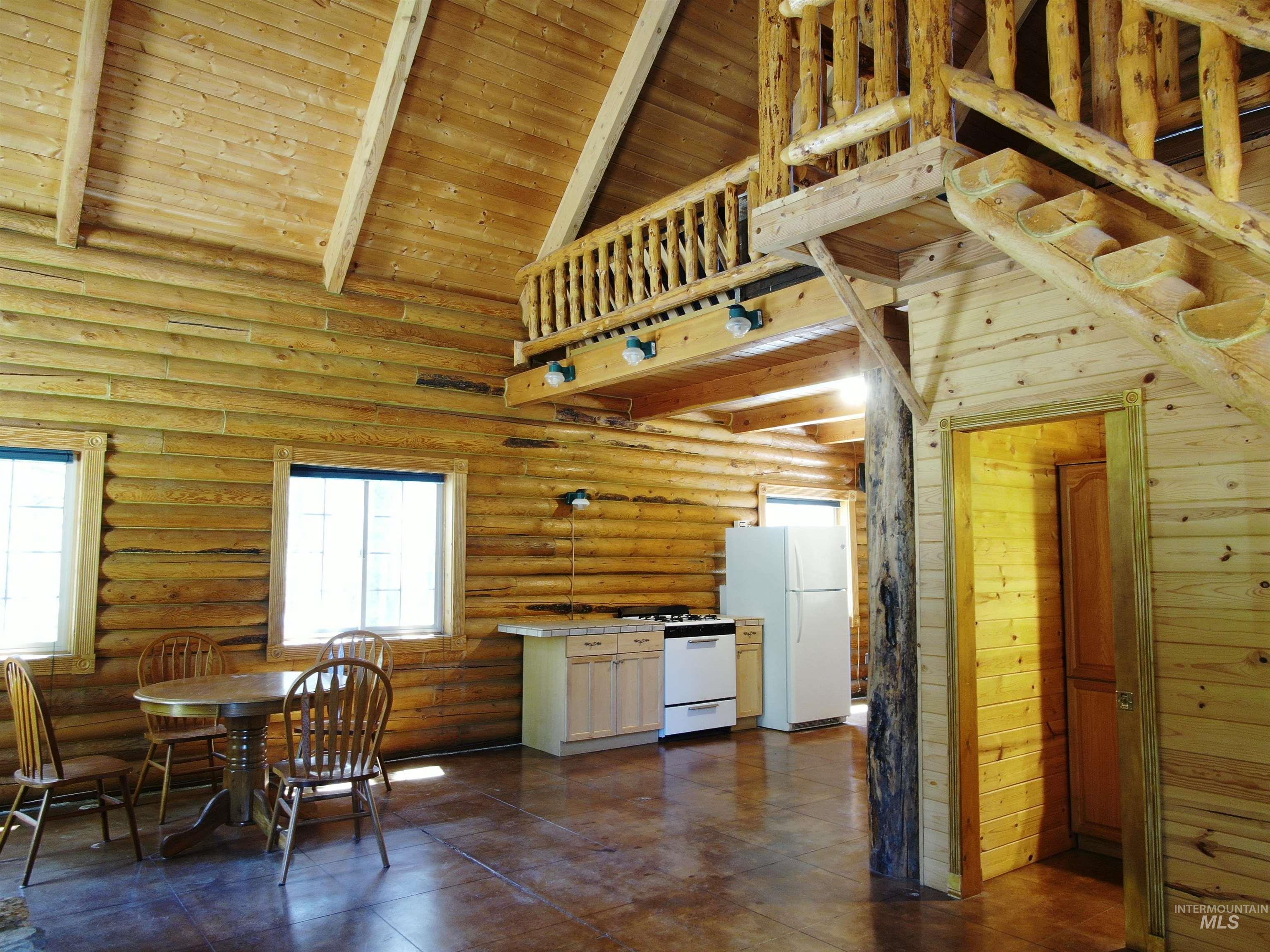 2049 Fleck Summit Road Fairfield, ID 83327 - Photo 4 of 47