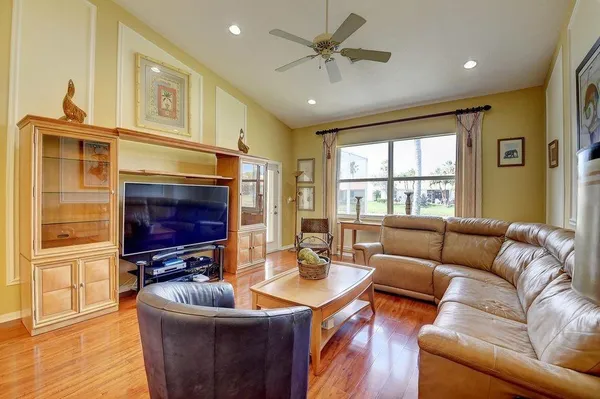 $4,000 | 6197 Caladium Road, Delray Beach, FL 33484