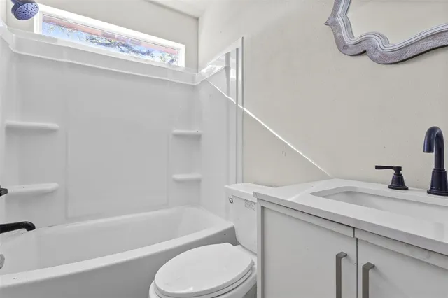 $370,000 | 239 Cundiff-Crafton Road, Chico, TX 76431