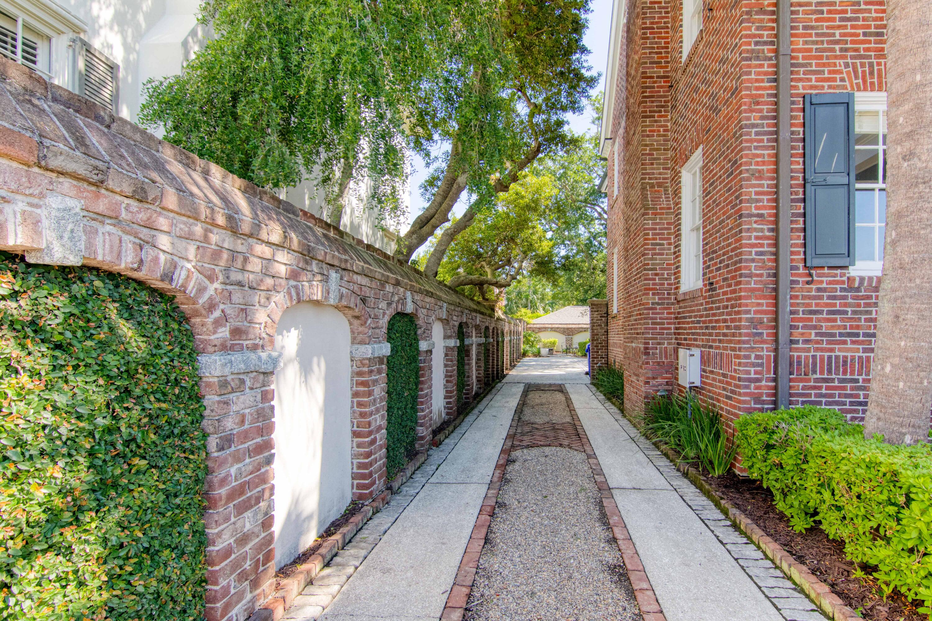 90 Murray Boulevard Charleston, SC 29401 - Photo 68 of 84 90MurrayBlvd-CasaVerdeMedialLLC29