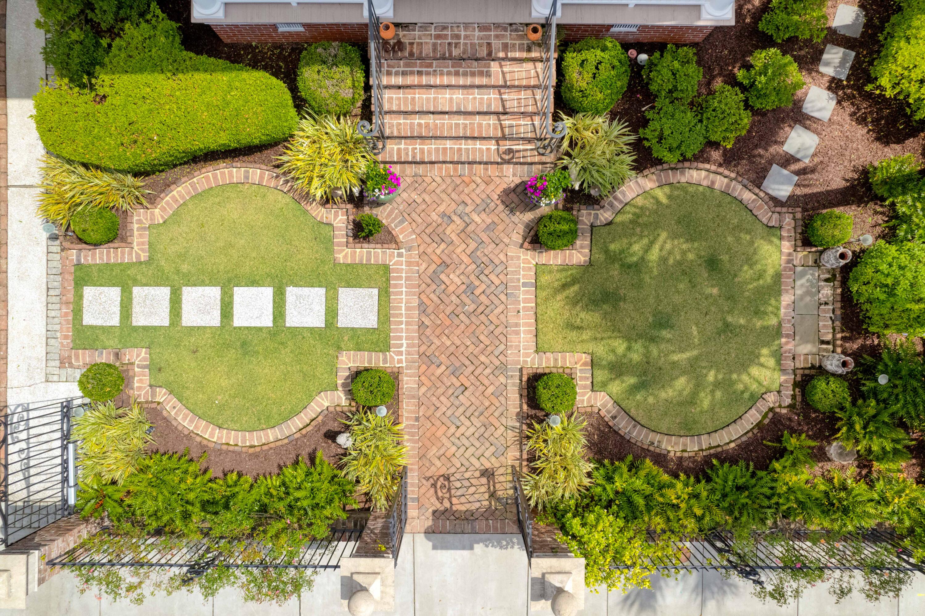 90 Murray Boulevard Charleston, SC 29401 - Photo 79 of 84 90MurrayBlvd-CasaVerdeMedialLLC9