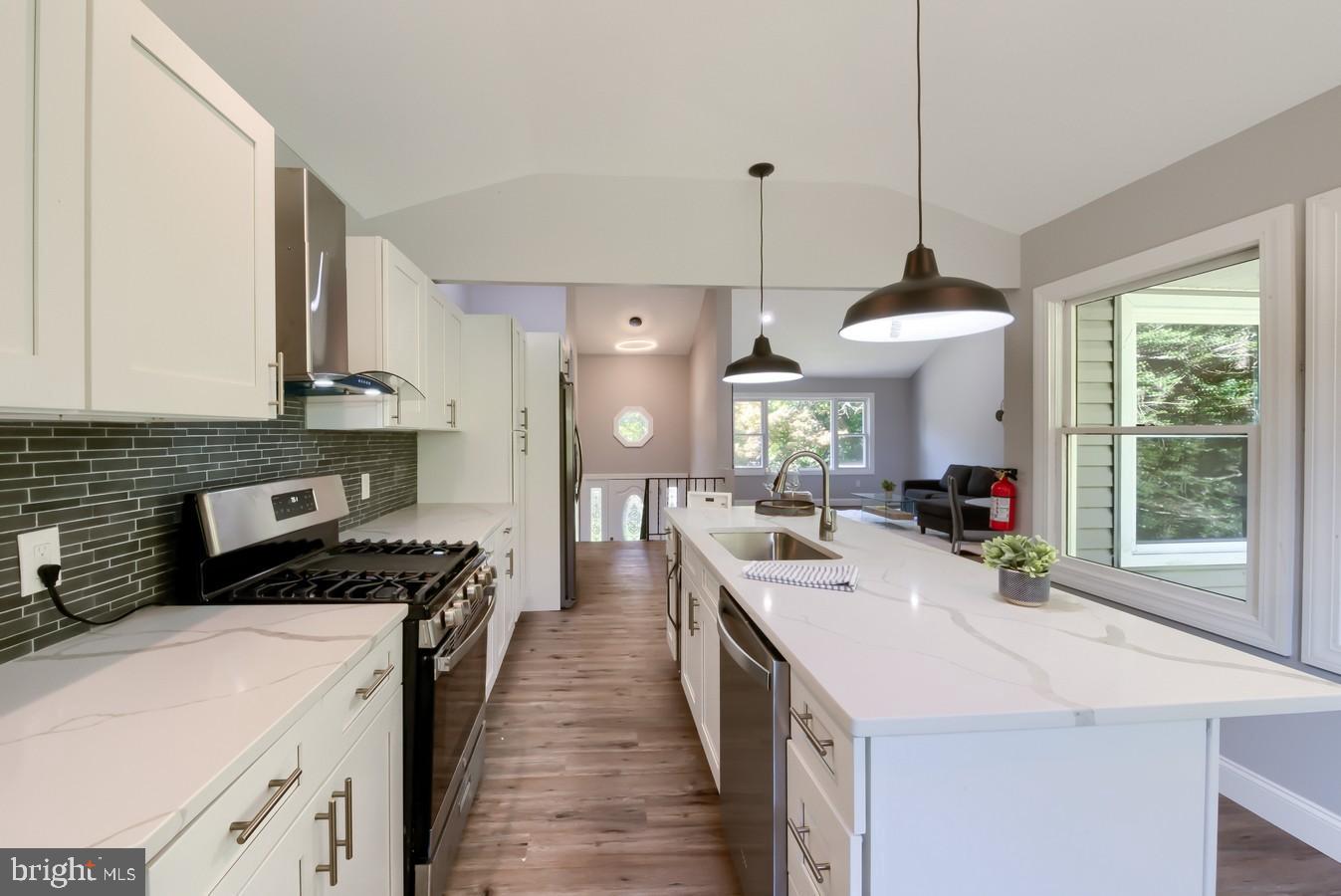516 Pinehurst Road Cream Ridge, NJ 08514 - Photo 15 of 33 Main Kitchen