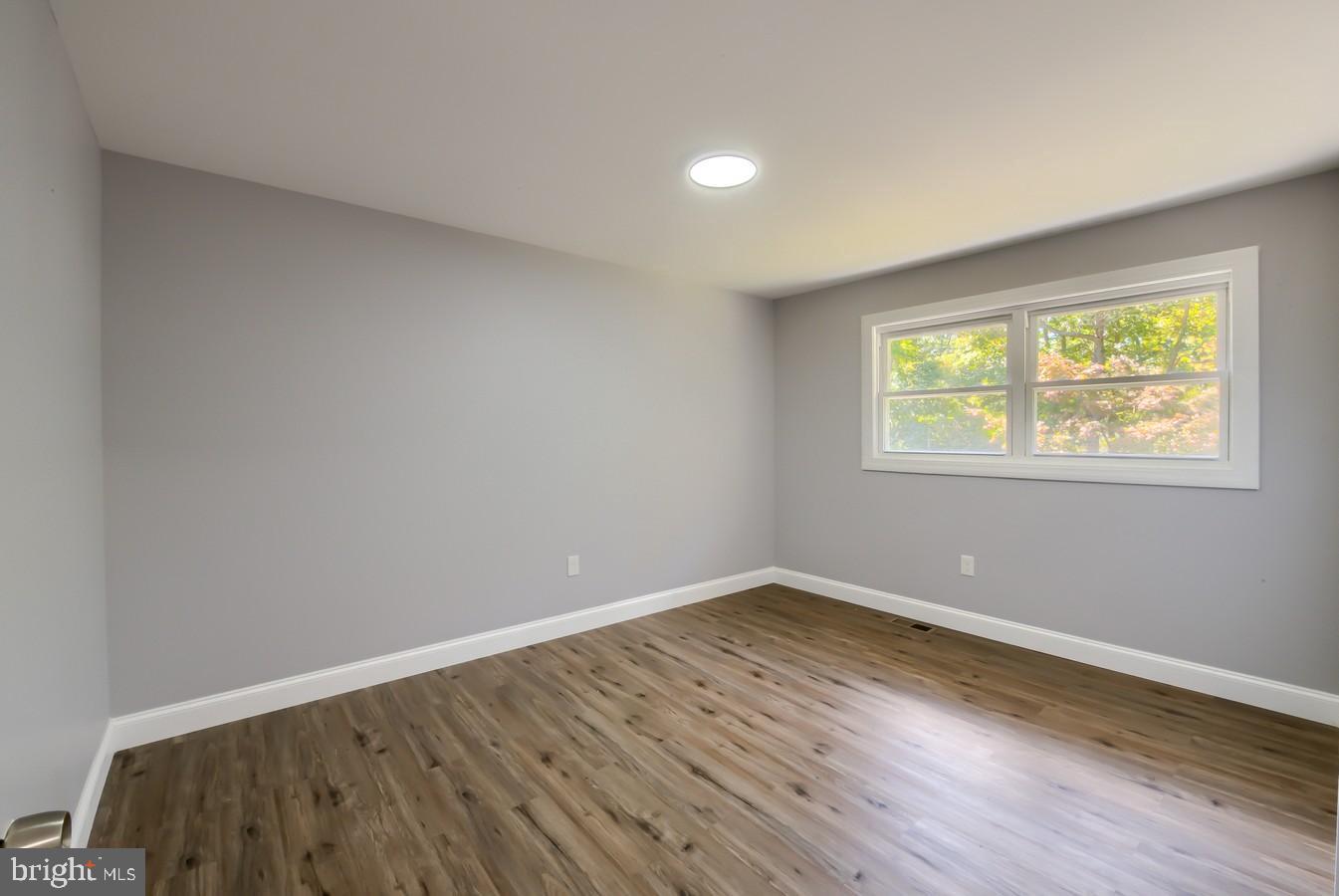 516 Pinehurst Road Cream Ridge, NJ 08514 - Photo 16 of 33