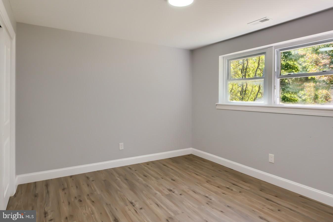 516 Pinehurst Road Cream Ridge, NJ 08514 - Photo 25 of 33 In Law BR