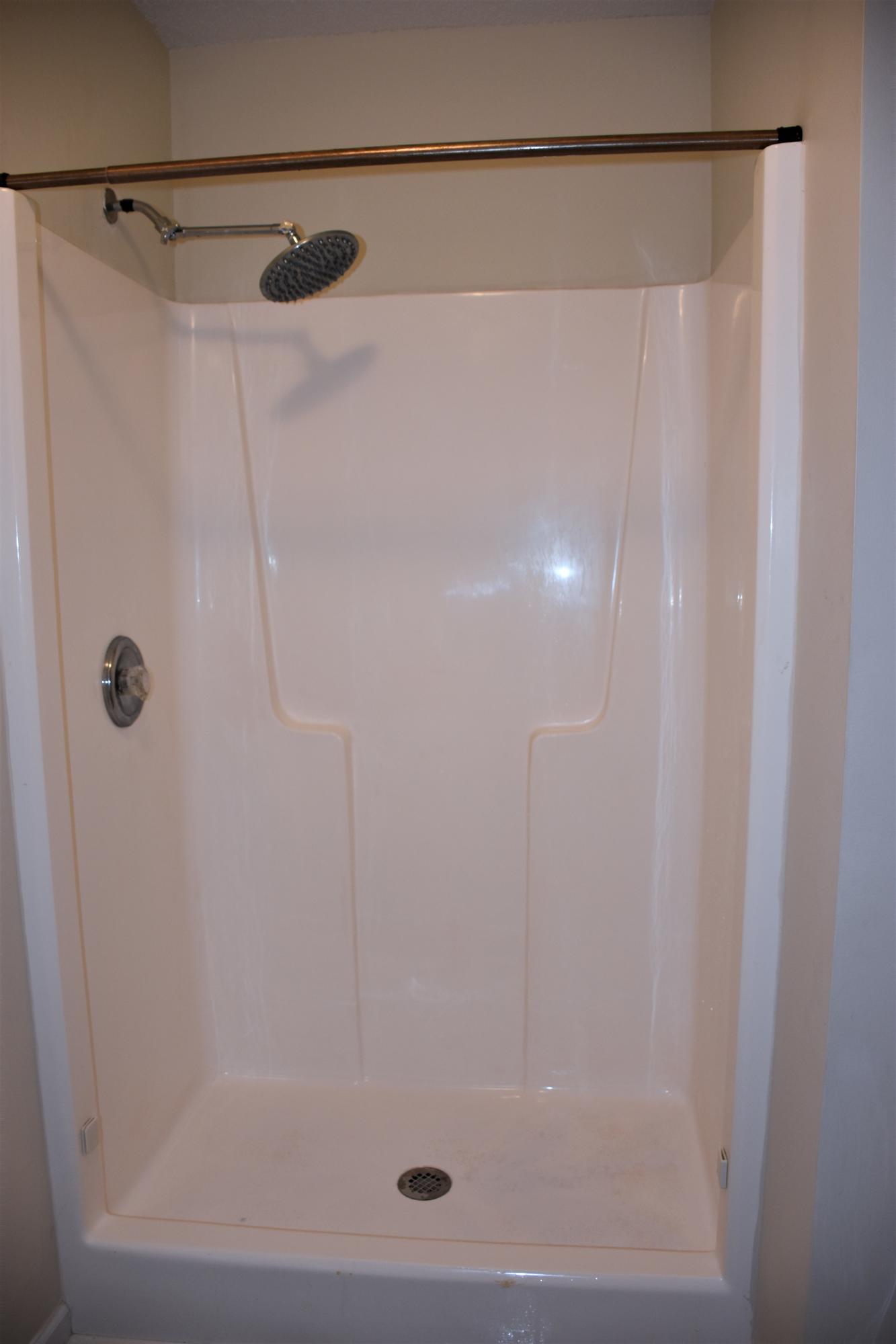 7992 Vermont Road North Charleston, SC 29418 - Photo 12 of 16 mas shower