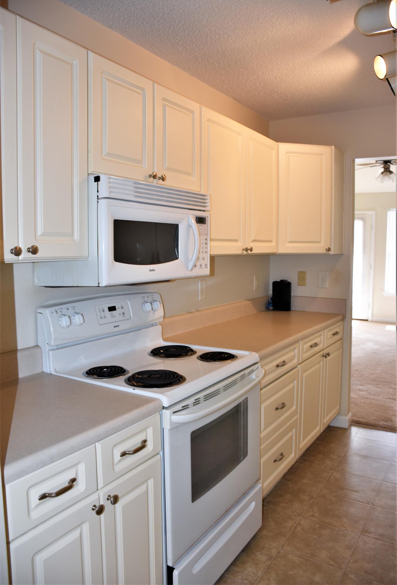 7992 Vermont Road North Charleston, SC 29418 - Photo 6 of 16 kit 2