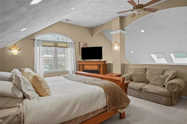 $1,065,000 | 142 Sand Plns Trail, South Kingstown, RI 02879
