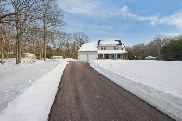 $1,065,000 | 142 Sand Plns Trail, South Kingstown, RI 02879