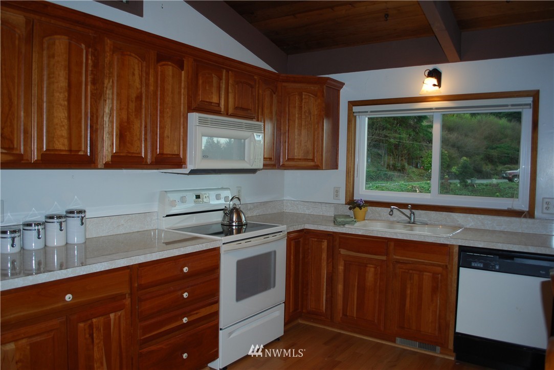 156 Canyon Road Oak Harbor, WA 98277 - Photo 12 of 25 Gallery Image 12