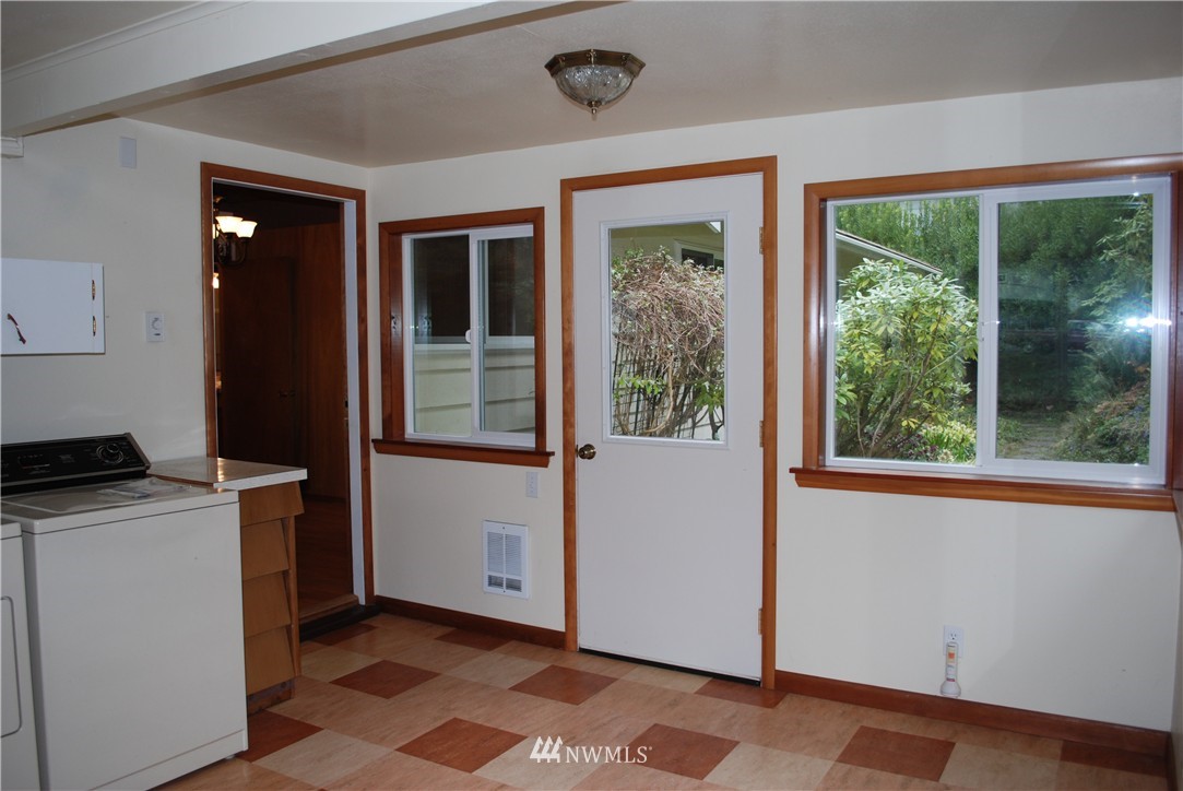 156 Canyon Road Oak Harbor, WA 98277 - Photo 20 of 25 Gallery Image 20