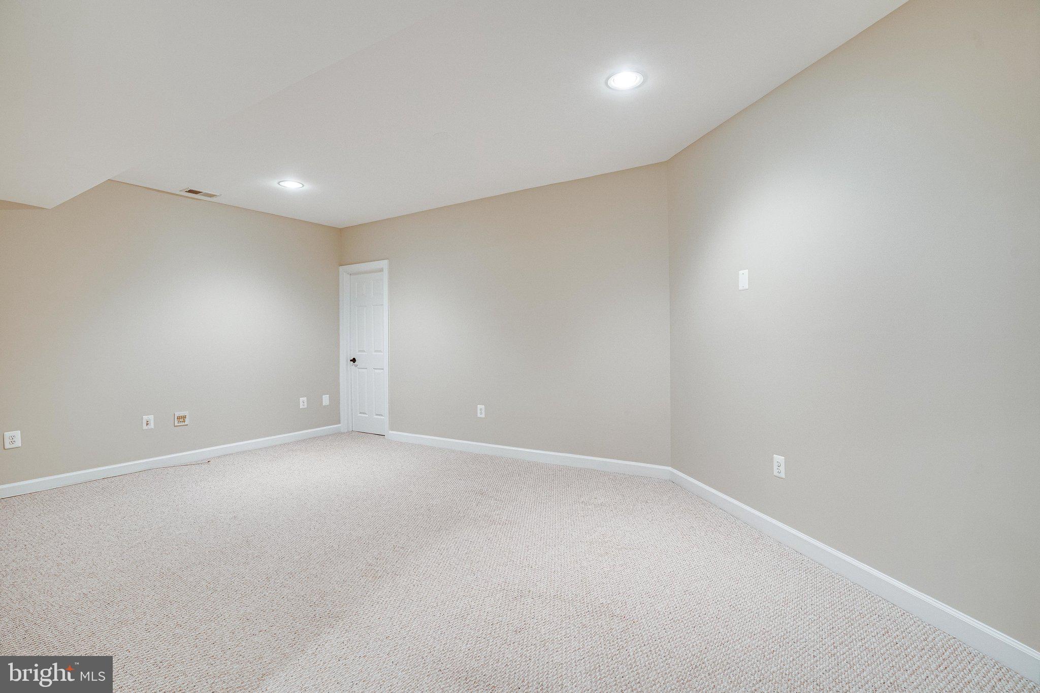 24897 Pinebrook Road Chantilly, VA 20152 - Photo 53 of 61 Gallery Image 53