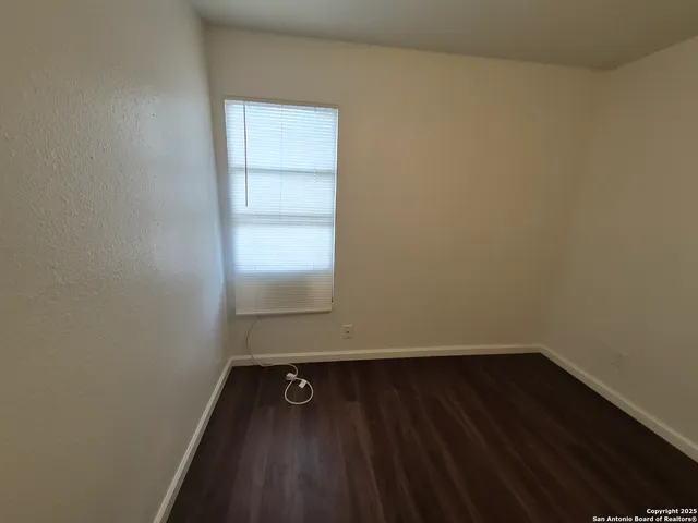 $945 | 443 Bundy Street, San Antonio, TX 78220