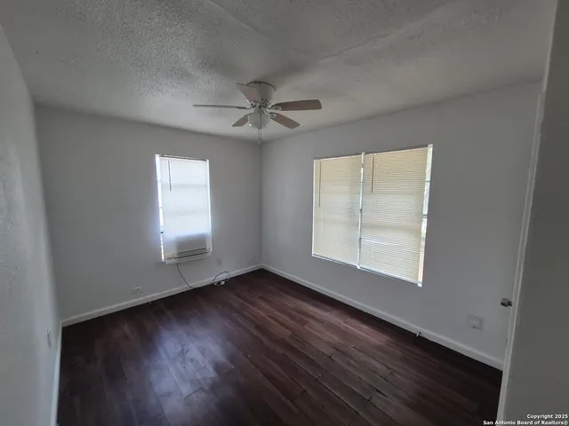$945 | 443 Bundy Street, San Antonio, TX 78220