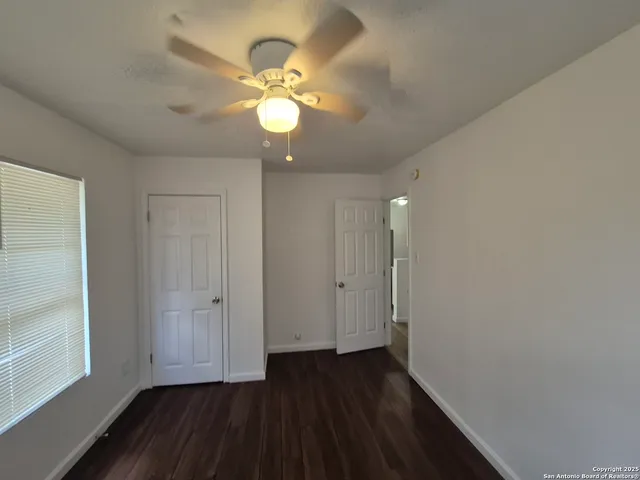 $945 | 443 Bundy Street, San Antonio, TX 78220