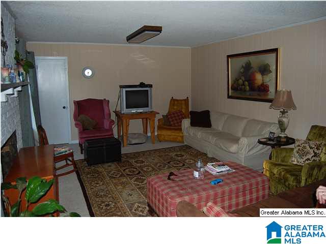 8366 Wade Road Warrior, AL 35180 - Photo 9 of 27