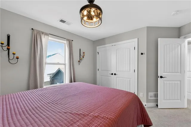 $484,900 | 23500 East 11th Street South, Independence, MO 64056