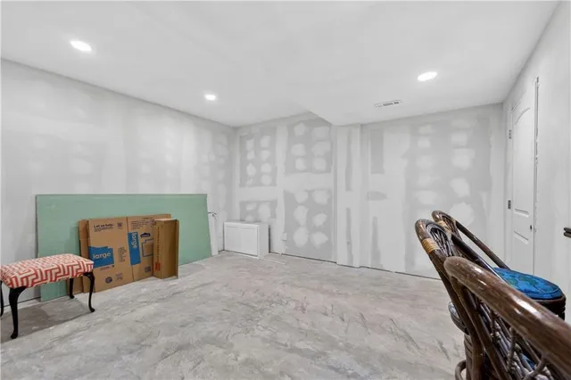 $484,900 | 23500 East 11th Street South, Independence, MO 64056