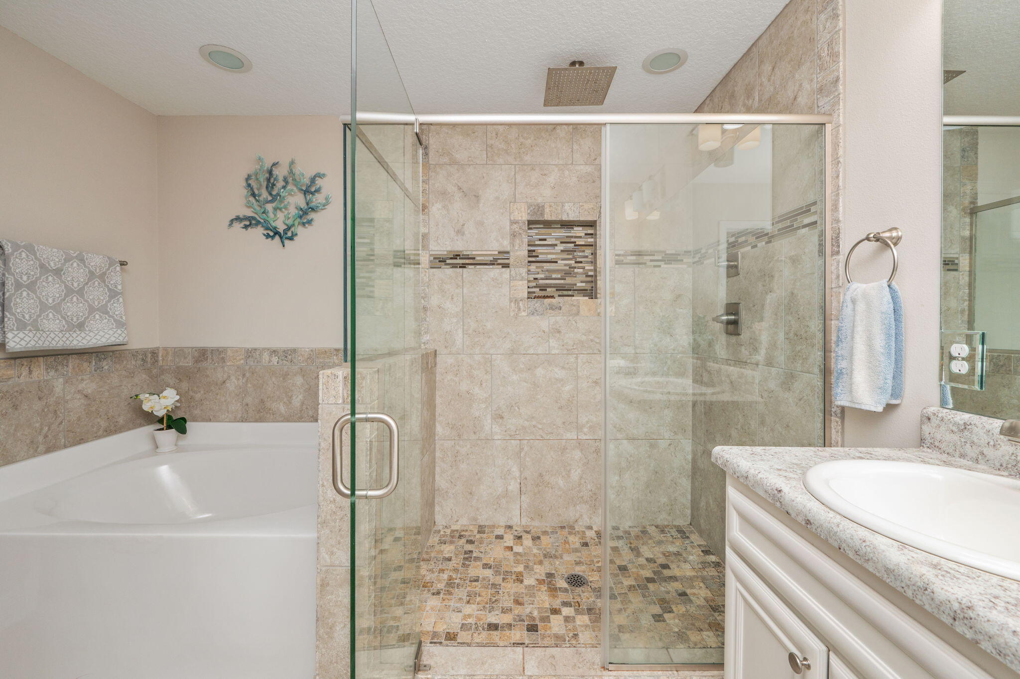 2714 Ola Broxson Road Navarre, FL 32566 - Photo 32 of 52 a bathroom with a sink and a bathtub