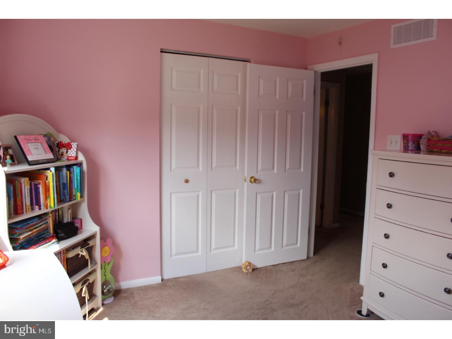 49 Hearthside Road Aston, PA 19014 - Photo 14 of 25 Bedroom 2