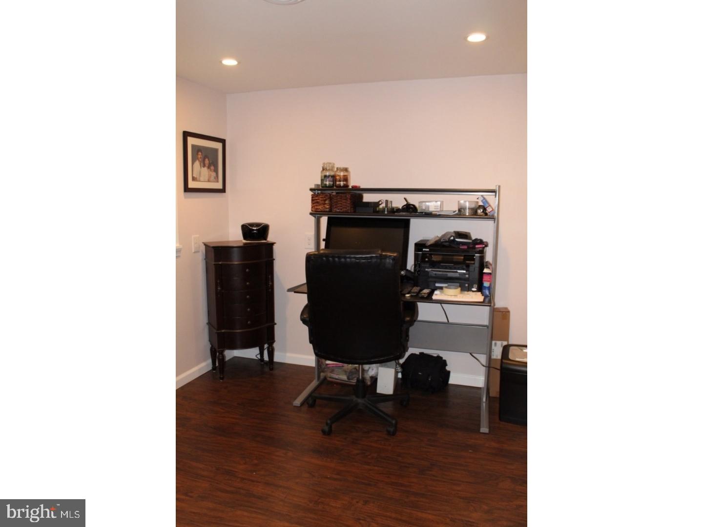 49 Hearthside Road Aston, PA 19014 - Photo 20 of 25 Office / Study