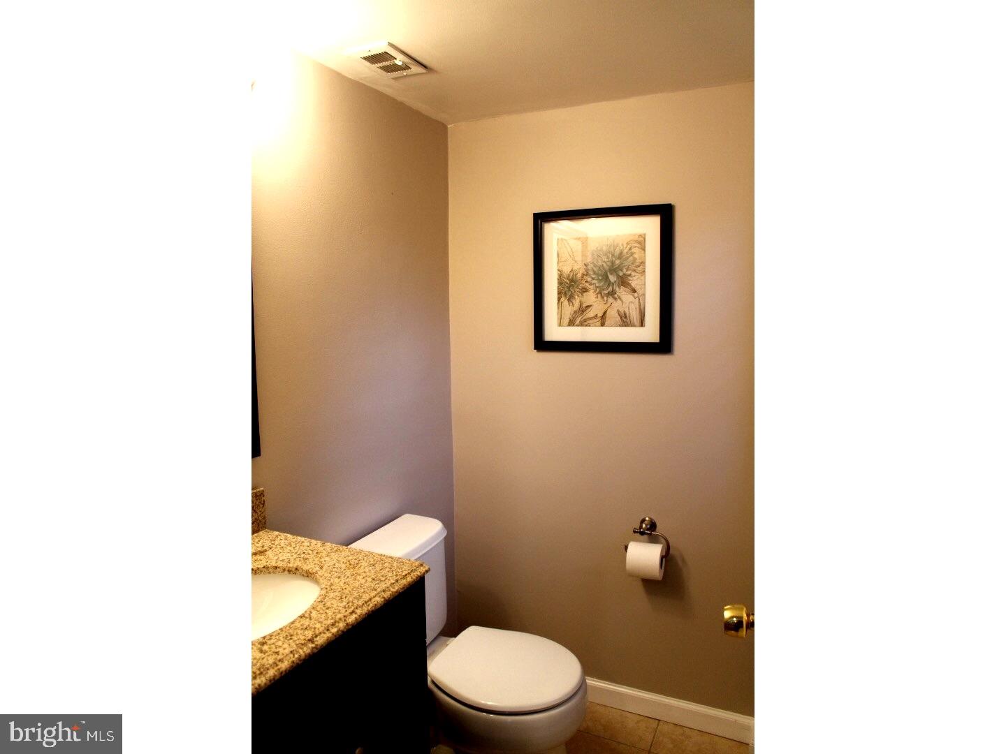 49 Hearthside Road Aston, PA 19014 - Photo 21 of 25 Bathroom