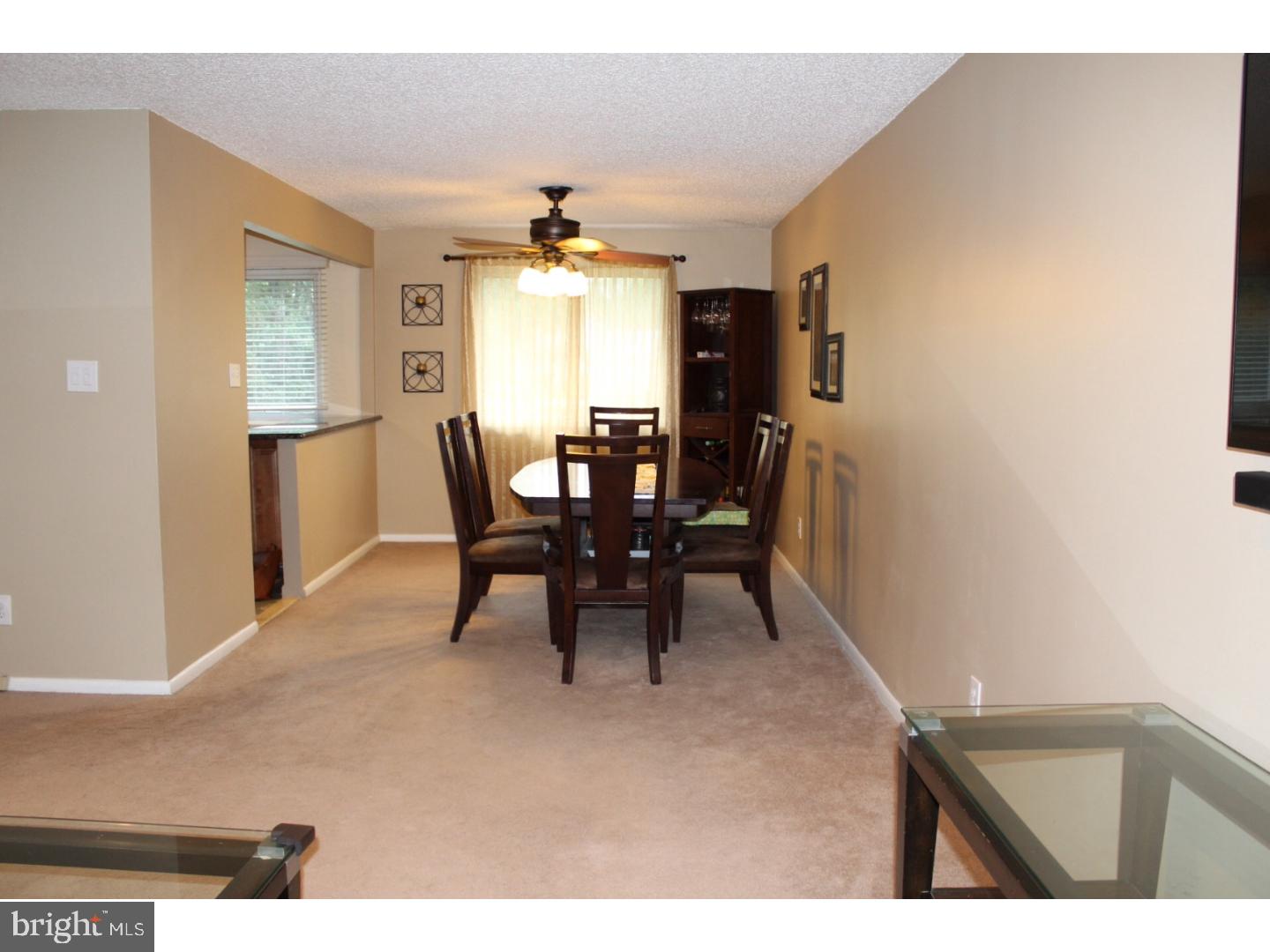 49 Hearthside Road Aston, PA 19014 - Photo 5 of 25 Dining Room