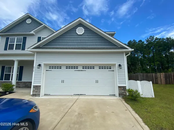 $2,400 | 879 Stormy Gale Lane, Holly Ridge, NC 28445