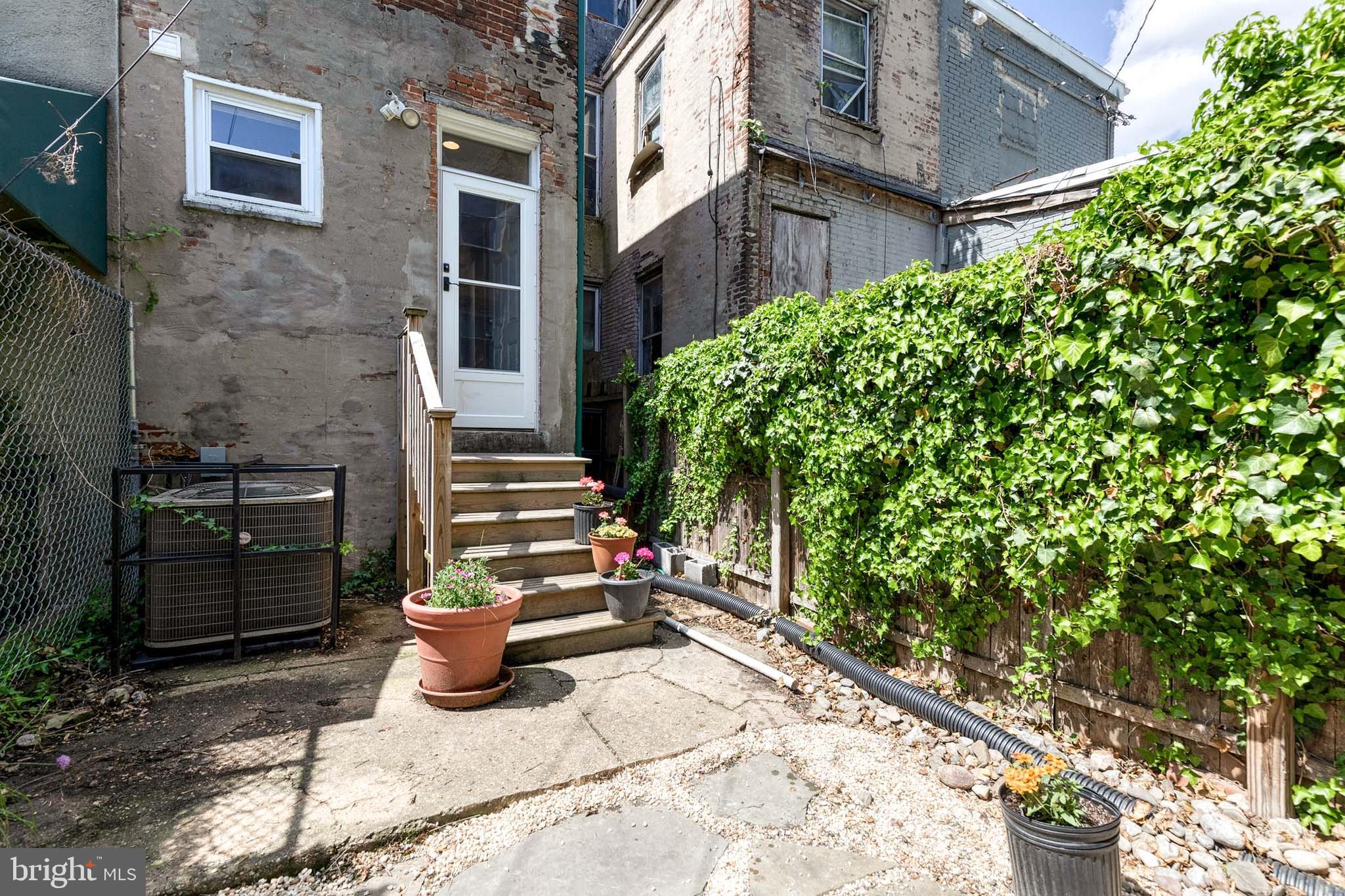 2049 Division Street Baltimore, MD 21217 - Photo 29 of 31