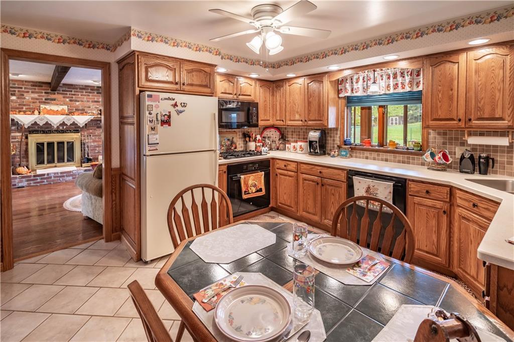 199 Irishtown Rd Extension Venetia, PA 15367 - Photo 5 of 25