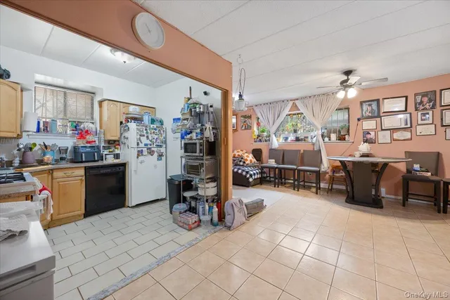 $699,000 | 147-26 Roosevelt Avenue, Unit L1 | Murray Hill - Flushing