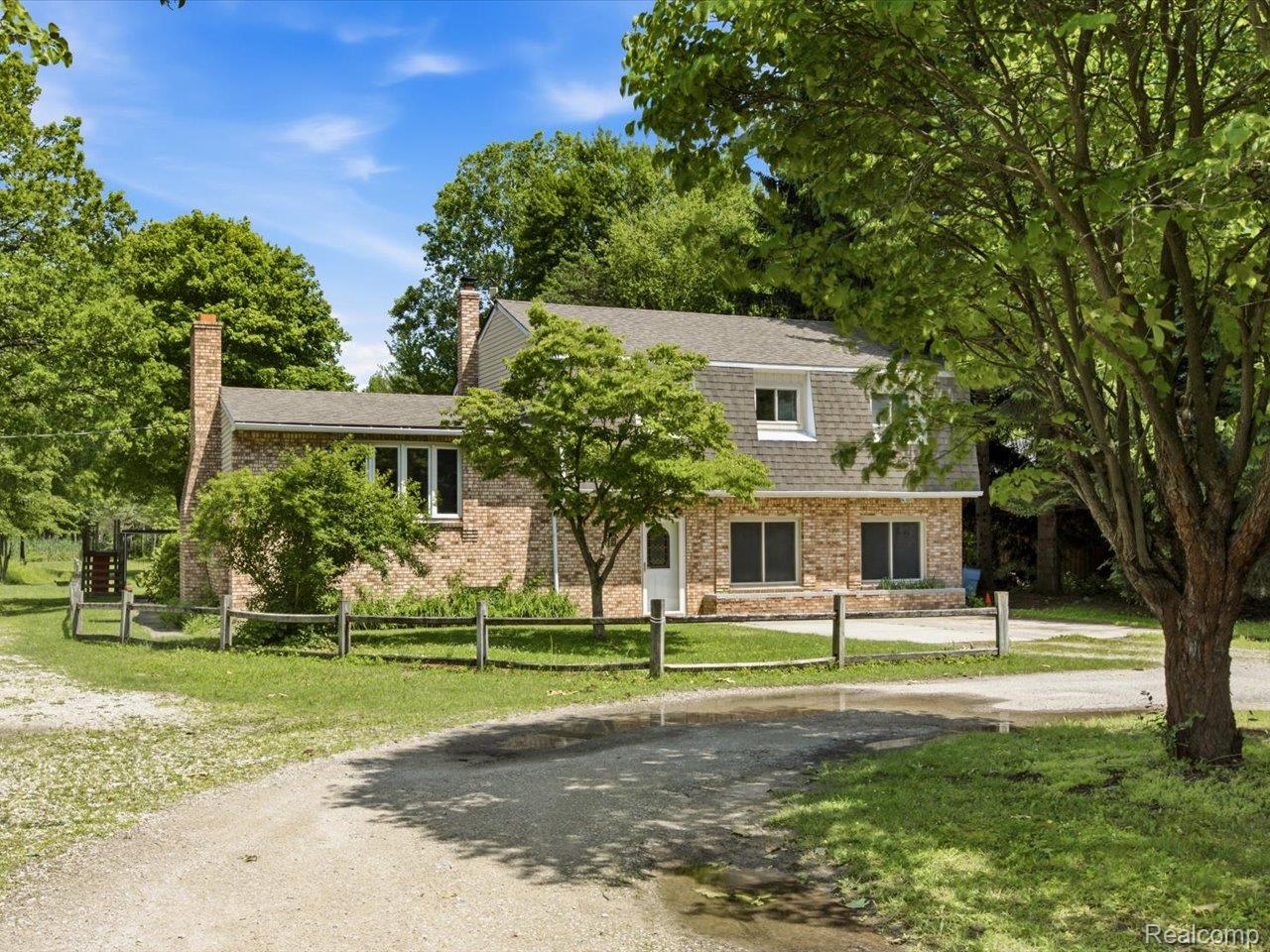 2861 Church Road Columbus, MI 48063 - Photo 5 of 46 04-2861 Church Rd (4).jpg