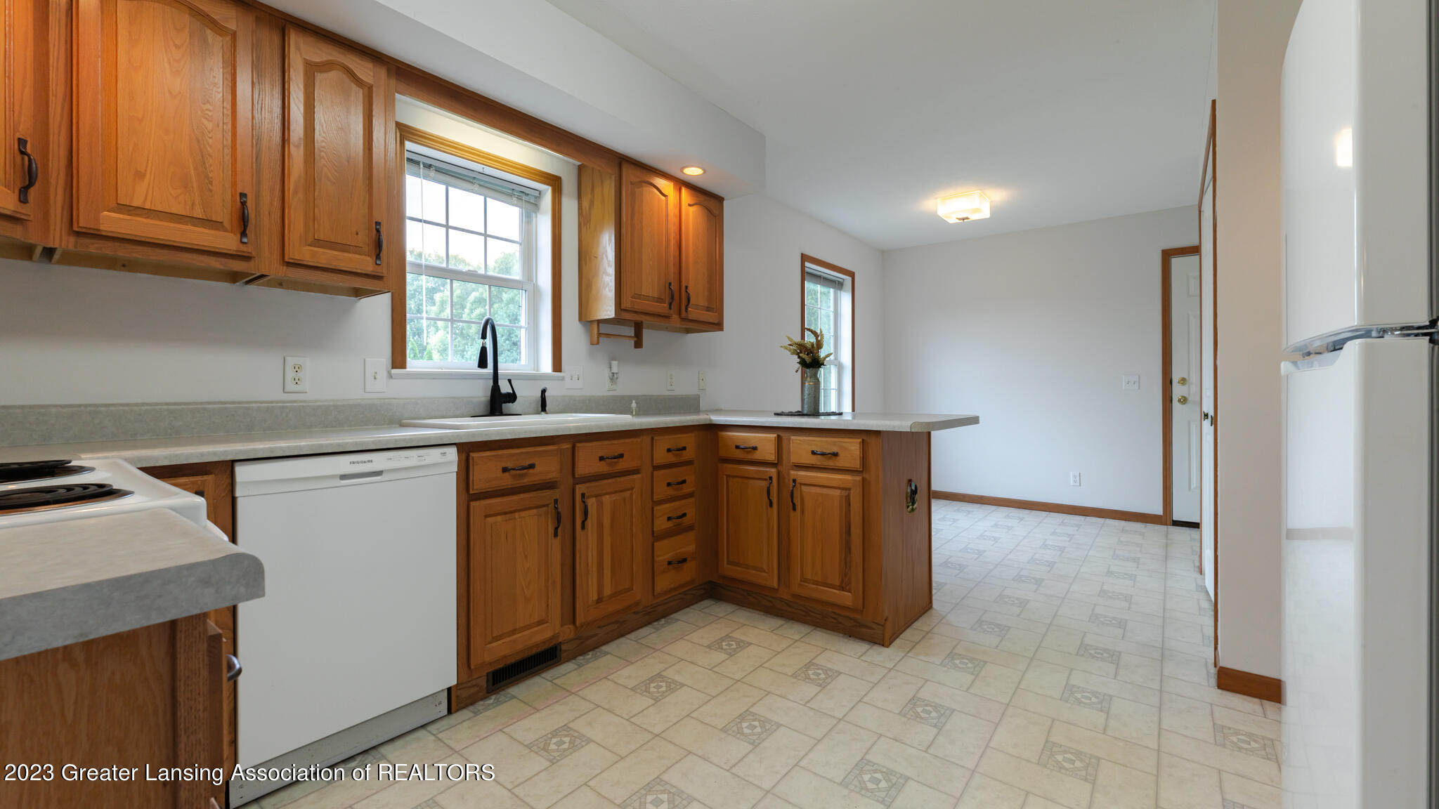 4822 State Road Leslie, MI 49251 - Photo 6 of 23 4822State08