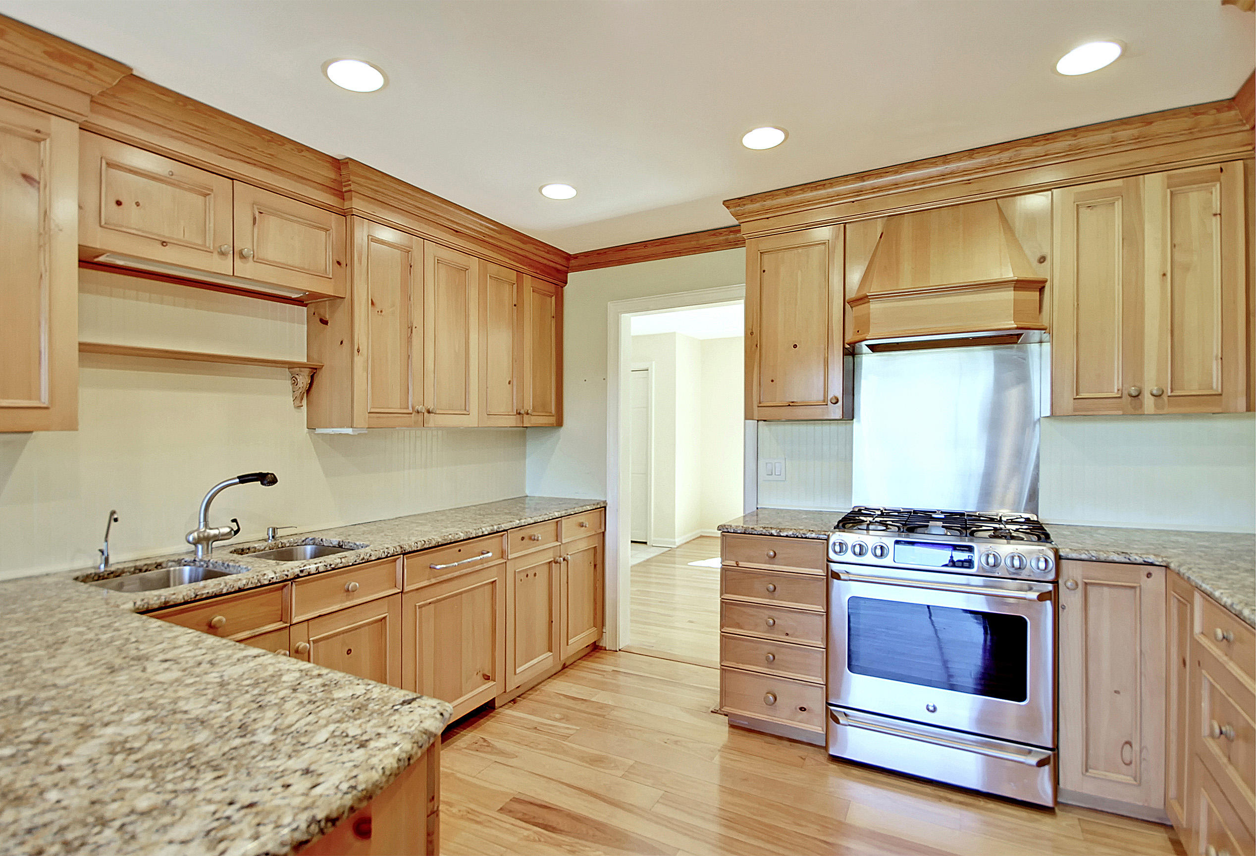 56 Rebellion Road Charleston, SC 29407 - Photo 23 of 51 Kitchen