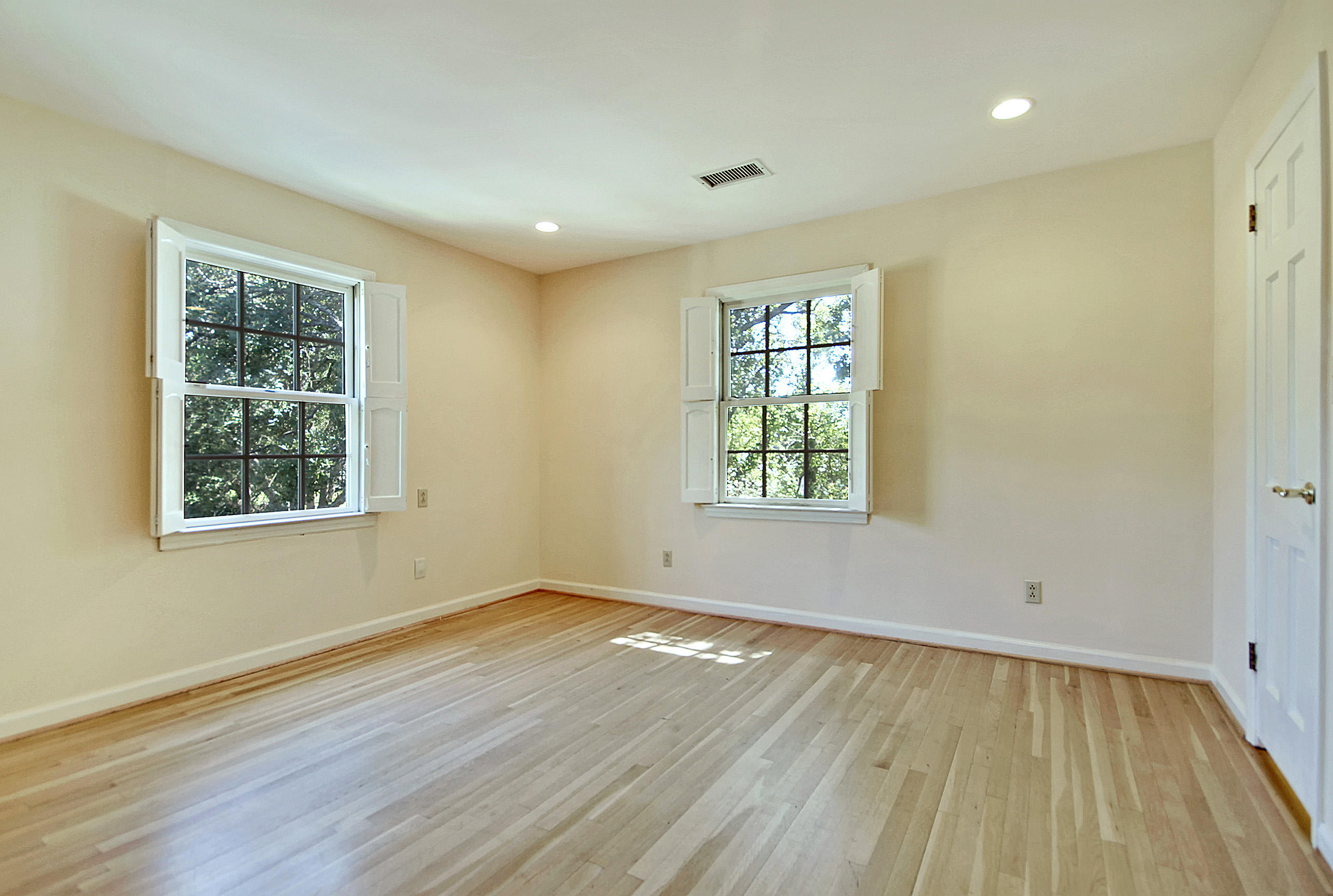 56 Rebellion Road Charleston, SC 29407 - Photo 36 of 51 Upstairs Bedroom 1
