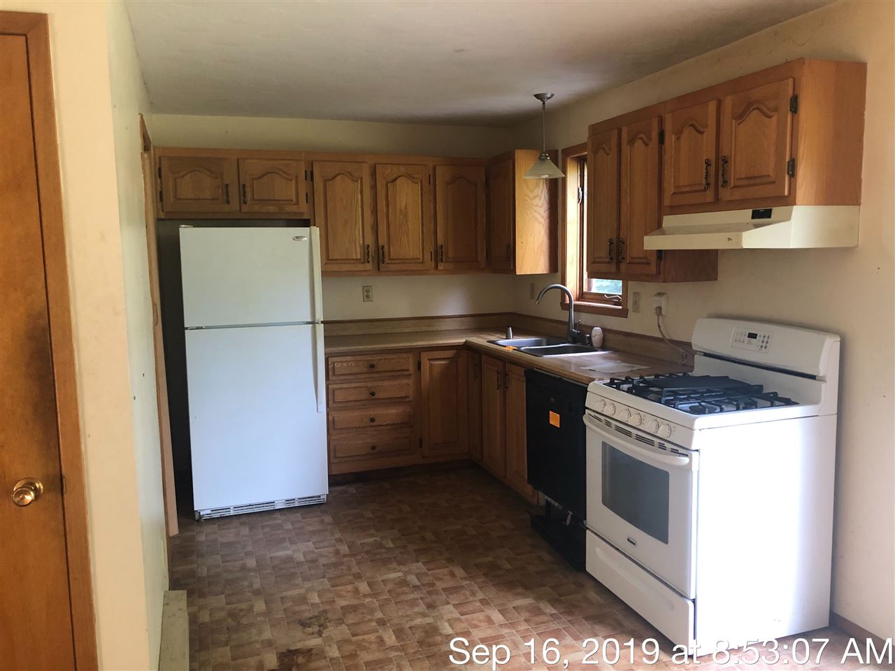 92 Bean Road, Unit 1 Fremont, NH 03044 - Photo 8 of 18 Gallery Image 8