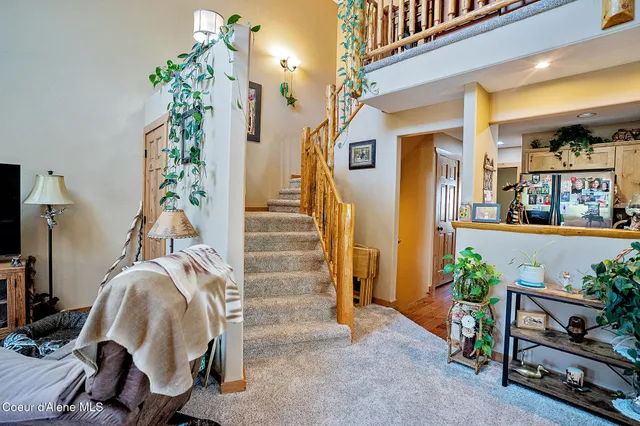 $369,000 | 1 Elsie Peak Court, Pinehurst, ID 83850