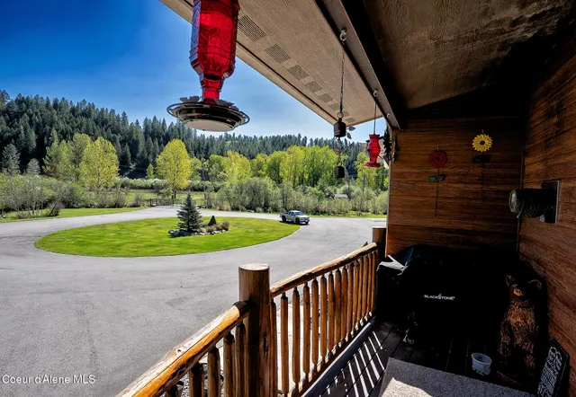 $369,000 | 1 Elsie Peak Court, Pinehurst, ID 83850