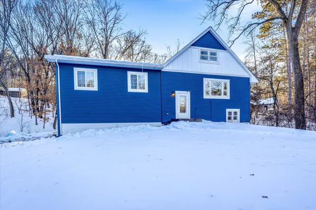 $575,000 | 15085 Square Lake Trail North, Stillwater, MN 55082