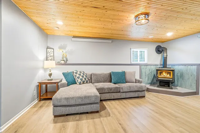 $575,000 | 15085 Square Lake Trail North, Stillwater, MN 55082