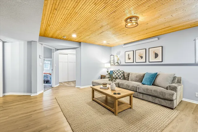 $575,000 | 15085 Square Lake Trail North, Stillwater, MN 55082