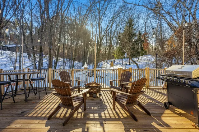 $575,000 | 15085 Square Lake Trail North, Stillwater, MN 55082