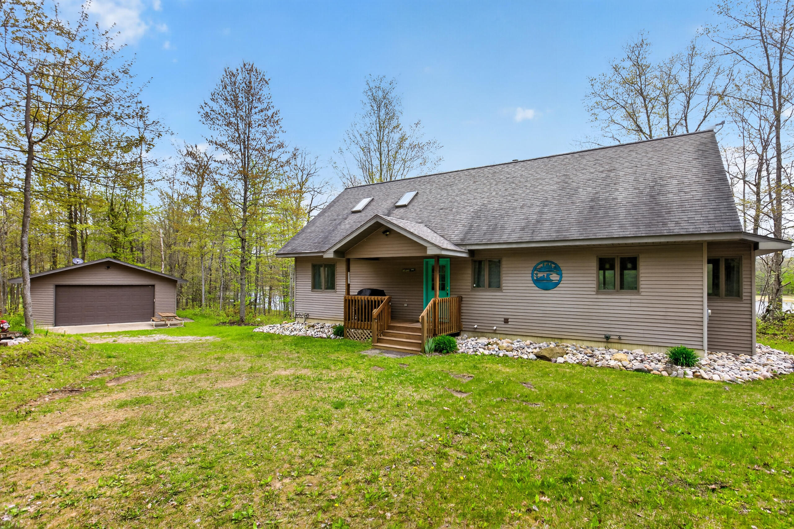 10289 Bern Drive Reed City, MI 49677 - Photo 2 of 57 001_226A0182